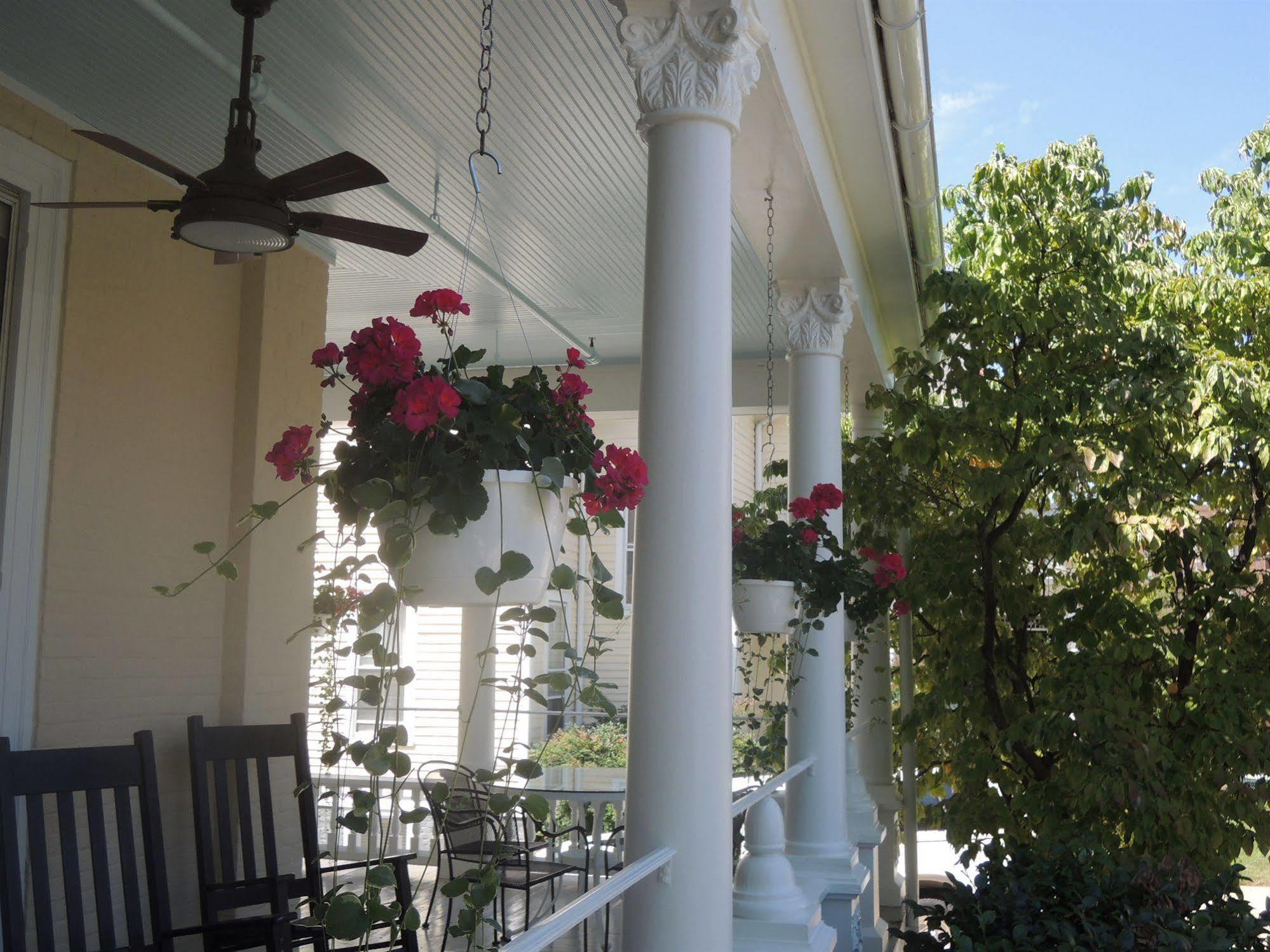 200 South Street Inn Charlottesville Exterior foto